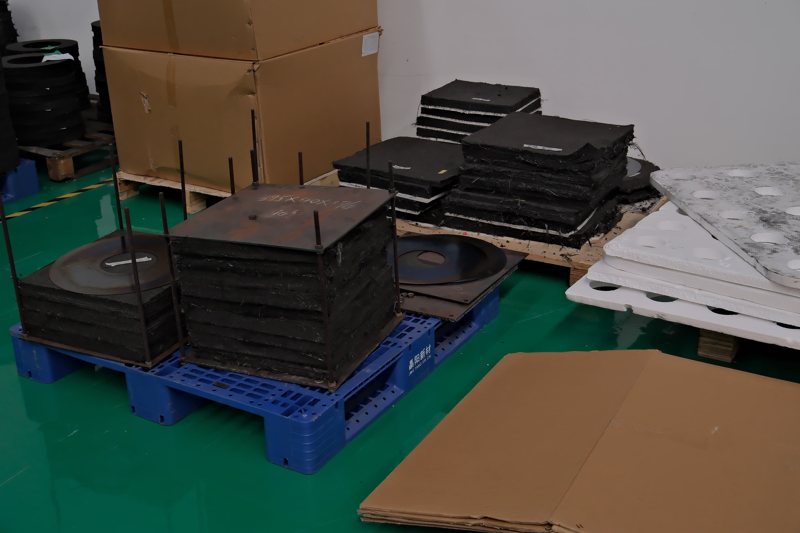 Ownsilent carbon ceramic rotor manufacturing — Moulding & High-Pressure Pressing