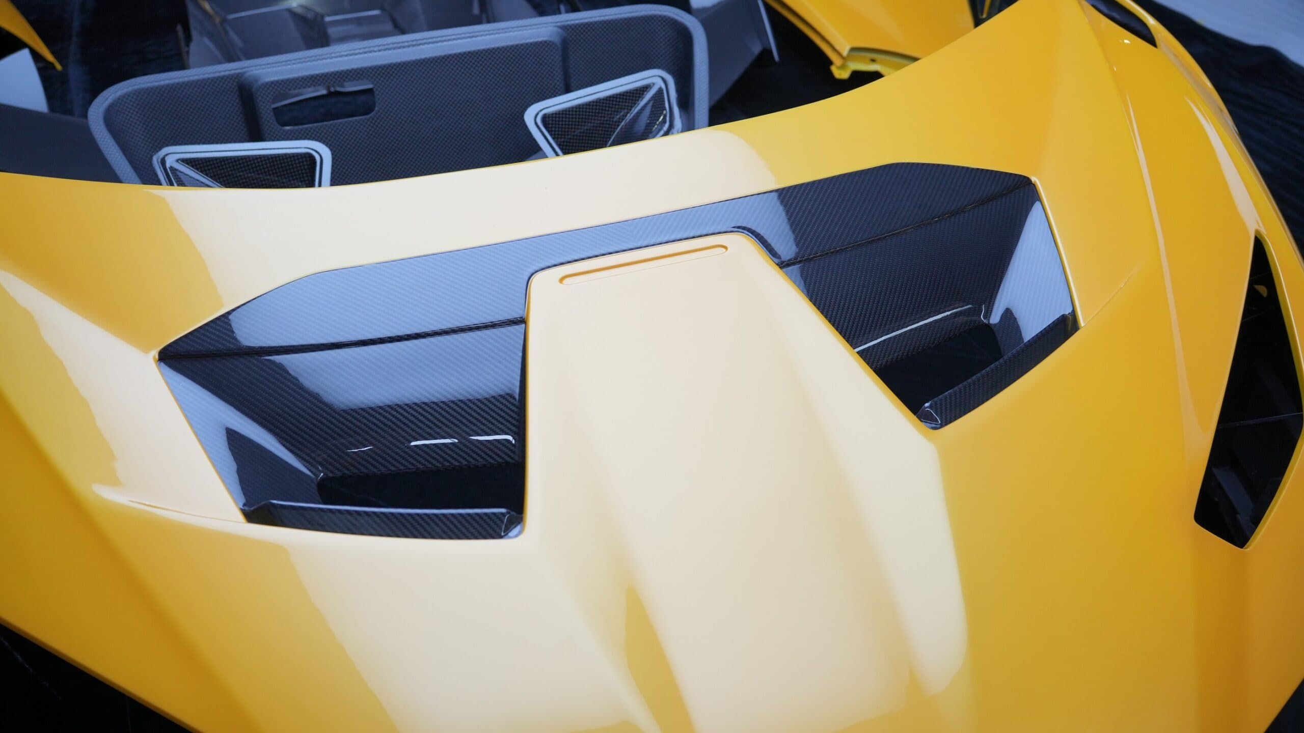 Lamborghini Huracan LP610-4 Spyder Exterior Parts Carbon Fiber Conversion Kits view 13