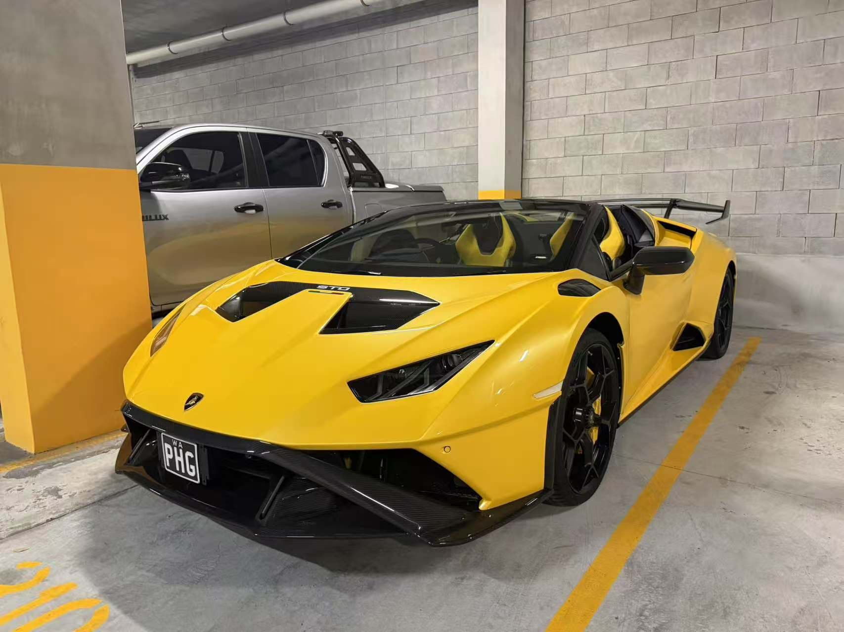 Lamborghini Huracan LP610-4 Spyder Exterior Parts Carbon Fiber Conversion Kits