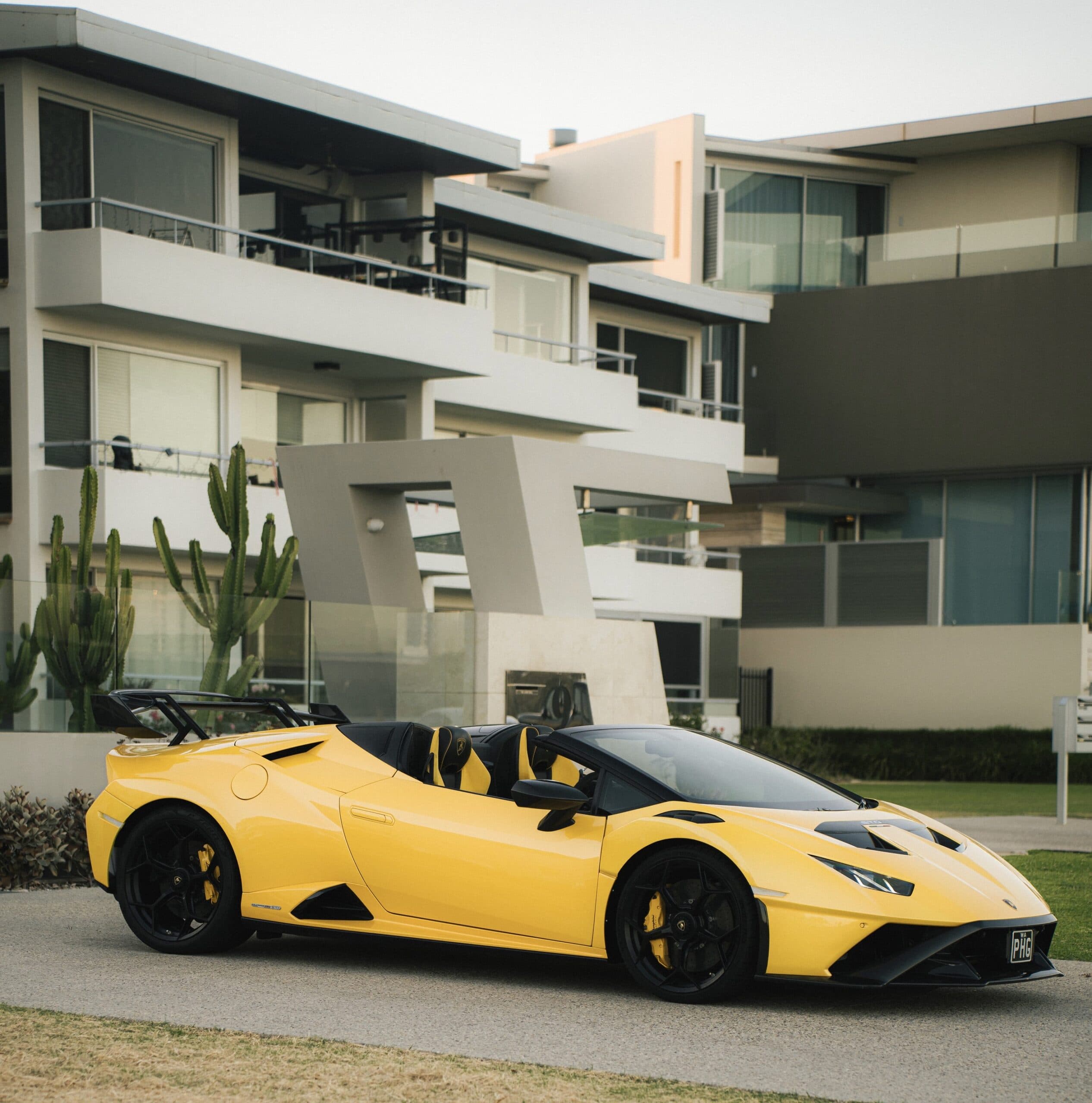 Lamborghini Huracan LP610-4 Spyder Exterior Parts Carbon Fiber Conversion Kits view 25