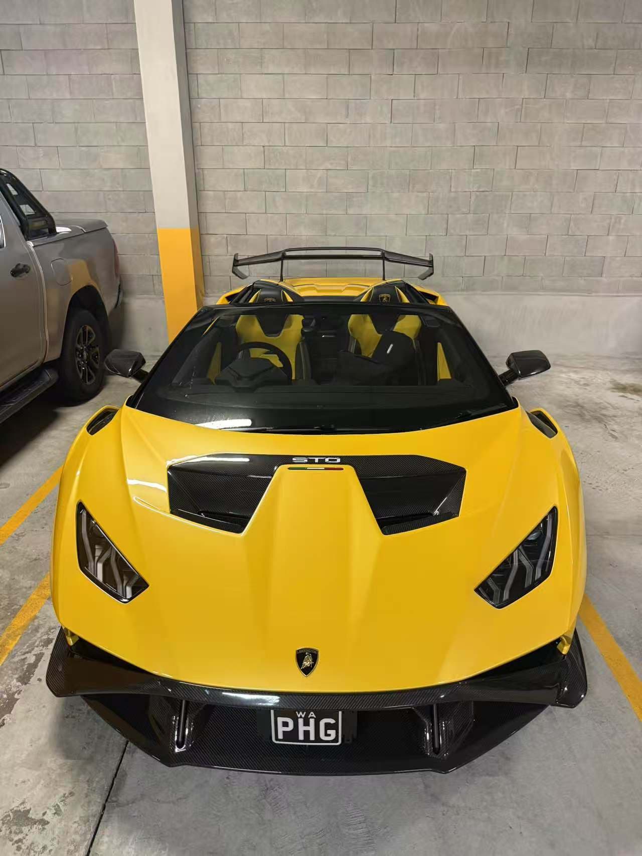 Lamborghini Huracan LP610-4 Spyder Exterior Parts Carbon Fiber Conversion Kits view 2