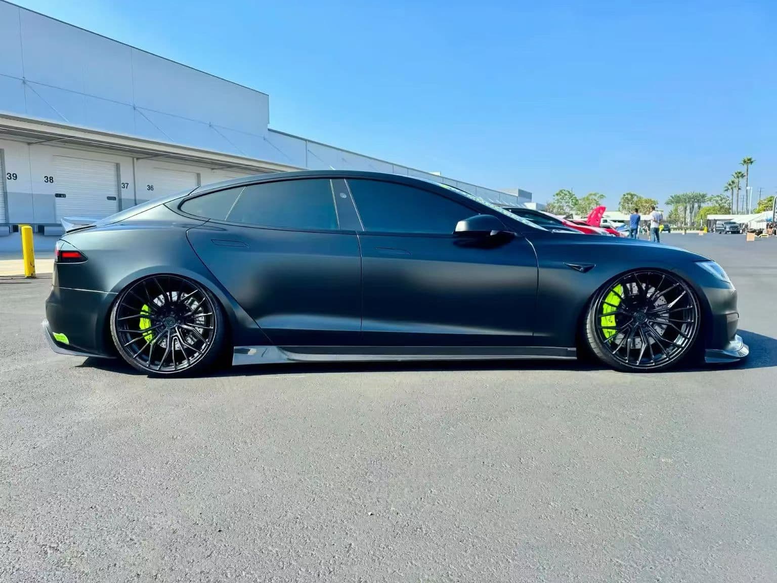Tesla Model S VRS Dry Carbon Fiber Kit — Hood