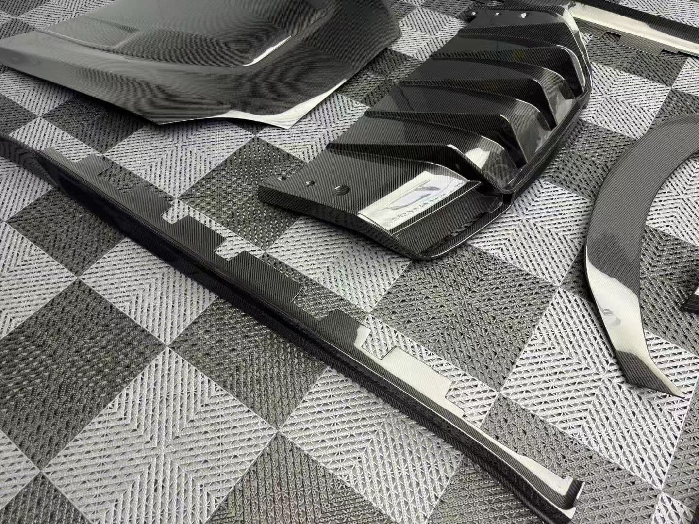 Tesla Model S VRS Dry Carbon Fiber Kit — Side Fender Add-ons